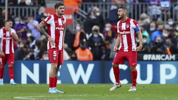 De Paul y Koke en el Camp Nou.