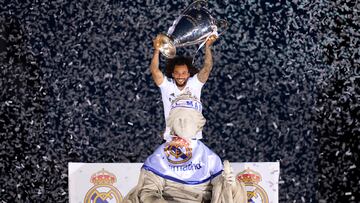 Temporada casi redonda para el Real Madrid, que hizo doblete al ganar LaLiga y la Champions League. En la competici¨®n liguera fue muy superior desde el primer momento y acab¨® ganando el t¨ªtulo con 13 de ventaja sobre el Bar?a. En la Copa de Europa, logr¨® su 14? trofeo despu¨¦s de remontadas her¨®icas ante PSG, Chelsea y Manchester City y ganar la final al Liverpool (0-1) con gol de Vin¨ªcius.