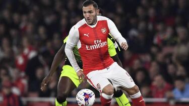 Depor offer Arsenal forward Lucas Pérez a ten-year contract