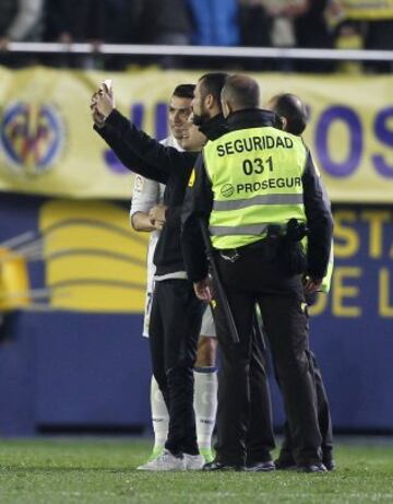 El selfie de un espontáneo con Cristiano Ronaldo.