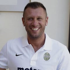 Cassano: "Dybala no puede jugar en el Madrid ni en el Barça"