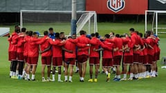 Costa Rica's players take part in a training session at the Proyecto Goal in Alajuela, Costa Rica, on November 7, 2022, ahead of their friendly football match against Nigeria next November 9. (Photo by Ezequiel BECERRA / AFP) (Photo by EZEQUIEL BECERRA/AFP via Getty Images)