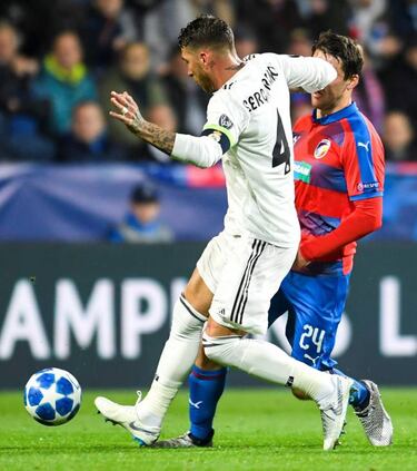 Ramos should have been sent off for the elbow on Havel