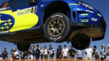 <b>PRIMER LÍDER</b>. El piloto australiano ha dado la sorpresa en el arranque del durísimo Rally Acrópolis.