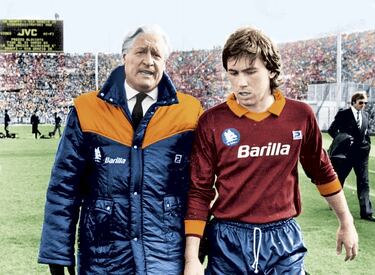 Sera tres a?os ms tarde, en 1979, cuando Ancelotti dio el segundo salto profesional de su carrera. Fich por el Roma. All estara hasta jug junto a futbolistas como Falcao, Pruzzo, Conti o Di Bartolomei. Tuvo como entrenador a Nils Liedholm, que a la postre sera uno de sus grandes mentores junto a Arrigo Sacchi. Tras el entrenador sueco, lleg un compatriota de ste, un joven llamado Sven-Goran Eriksson, que por entonces era tcnico innovador y moderno.