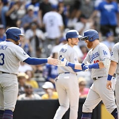 MLB corrige, Dodgers aún no califican a playoffs
