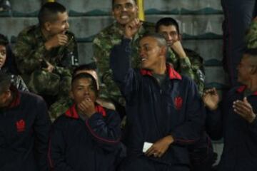 Soldados del Ejército también disfrutaron del partidazo entre Millonarios y Junior