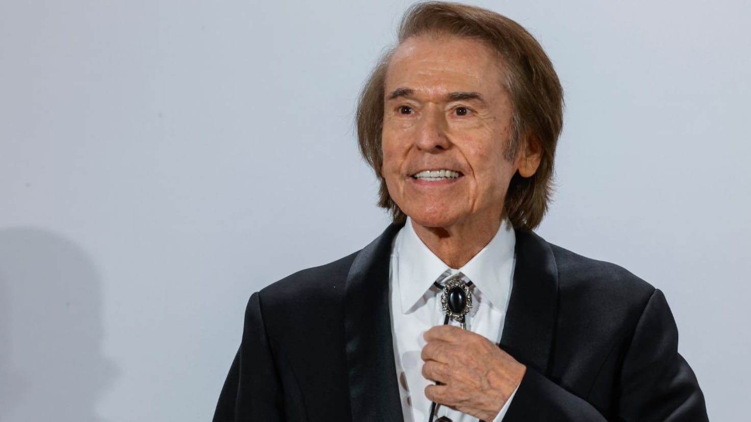 Raphael sufre un fallo cardiovascular en la grabación de ‘La Revuelta’