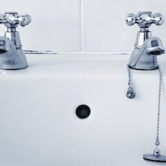 ¿Por qué en Reino Unido usan grifos distintos para el agua fría y el agua caliente?