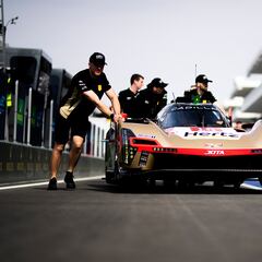 Cadillac y Ferrari mandan en el prólogo del WEC