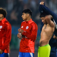 Un seleccionado chileno es observado desde la liga brasileña