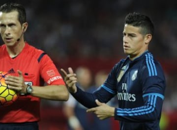 James Rodríguez juega 30 minutos y muestra destellos de "magia".
