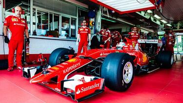 Vettel y Ferrari, los primeros en rodar con los Pirelli de 2017