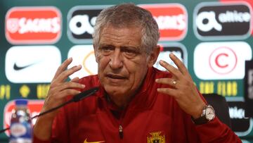 Soccer Football - UEFA Nations League - Portugal Press Conference - Braga, Portugal - September 26, 2022 Portugal coach Fernando Santos during a press conference REUTERS/Pedro Nunes