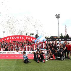 Málaga y Celta celebran el título en el cierre de LaLiga Genuine