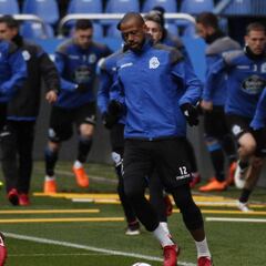 Sidnei: “Jugamos mejor que los rivales, pero nos pasan cosas”