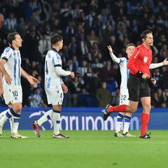 Sigue el enfado txuri-urdin con la actuación de Munuera contra el Real Madrid