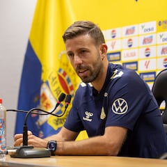 Luis García: “Toca trabajar con naturalidad para encontrar el último pase”