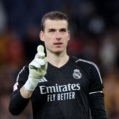 Lunin cambia su destino