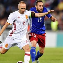 Iniesta niega a Bartomeu: "No" existe un acuerdo para renovar