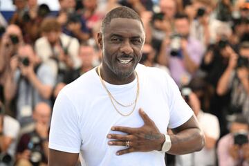 Idris Elba tendrá que esperar.