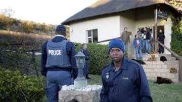 <b>HABITACIONES 'LIMPIADAS'</b>. Los tres periodistas atracados han perdido todas sus pertenencias. La policía ya busca a los culpables.