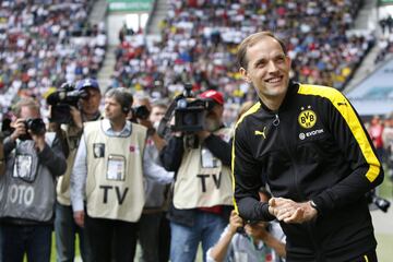 El ex entrenador del Borussia Dortmund erminó la temporada ganando la Copa de Alemania. Tan sólo unos días después fue despedido por discrepancias con el Club.