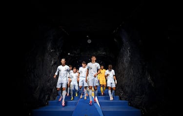 El combinado portugués entrando al terreno de juego antes del inicio del encuentro frente a Georgia.