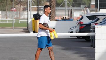 30/08/22 LLEGADA AL ENTRENAMIENTO DEL VALENCIA MARCOS ANDR?
