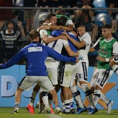 Racing tropieza ante Gimnasia y pierde terreno en el campeonato