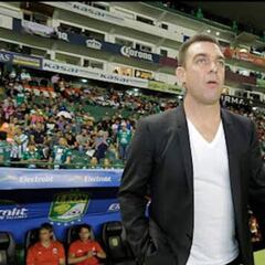 Pablo Guede no seguirá con Monarcas Morelia