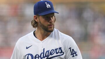 LOS ANGELES, CALIFORNIA - SEPTEMBER 23: Clayton Kershaw #22 of the Los Angeles Dodgers reacts as he leaves the mound at the end of the first inning against the San Francisco Giants at Dodger Stadium on September 23, 2023 in Los Angeles, California.   Harry How/Getty Images/AFP (Photo by Harry How / GETTY IMAGES NORTH AMERICA / Getty Images via AFP)