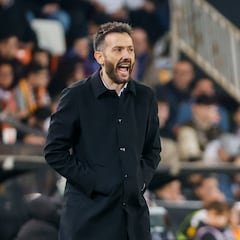 Madrugada en Mestalla: cumbre Gourlay-Corberán-Lisandro