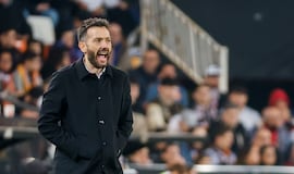 Madrugada en Mestalla: cumbre Gourlay-Corberán-Lisandro