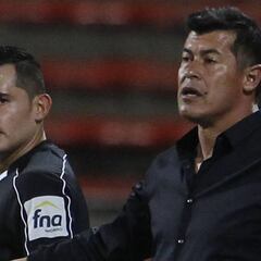 Almirón: "Me encantaría jugar la final con Medellín"