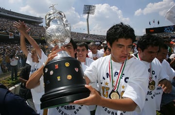 during the game Pumas UNAM vs Guadalajara, corresponding to the grand final of the Torneo Clausura 2004, at Olimpico Universitario Stadium, on June 13, 2004.

&lt;br&gt;&lt;br&gt;

duante el partido Pumas UNAM vs Guadalajara, correspondiente a la gran final del Torneo Clausura 2004, en el Estadio Olimpico Universitario, el 13 de Junio de 2004.