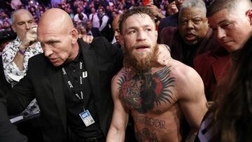 Staff de Khabib, arrestados tras agresión a McGregor