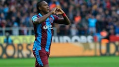 El golazo de Rodallega: El amague que sentó a la defensa