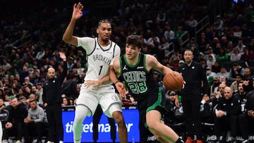 Ziaire Williams y Hugo González -