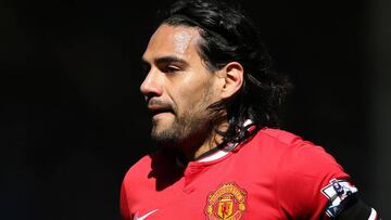 En Inglaterra comparan el fichaje de Cavani al United con el de Falcao