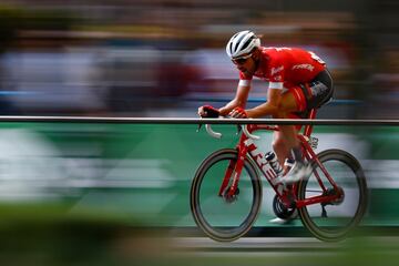 Simon Yates se corona como vencedor de la Vuelta en Madrid