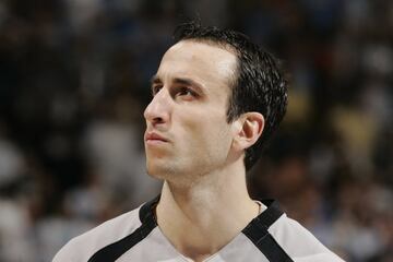 Primer MVP de la final de la Euroliga, que todav¨ªa se jugaba al mejor de cinco partidos. El argentino empez¨® algo discreto en los dos primeros encuentros de Bolonia (aunquqe quedan para el recuerdo los 7 balones robados el primer partido), pero en el tercer duelo de la serie, en Vitoria y con 1-1 en el marcador global, explot¨®: 27 puntos, 4/8 en triples y 31 de valoraci¨®n. En el quinto y defintivo meti¨® otros 16 tantos, adem¨¢s de repartir 6 asistencias. Uno de los mejores jugadores que ha pisado las pistas europeas este siglo, como demostrar¨ªa poco despu¨¦s en la NBA.