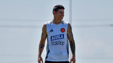 James Rodríguez durante un entrenamiento de la Selección Colombia antes del debut en Copa América.