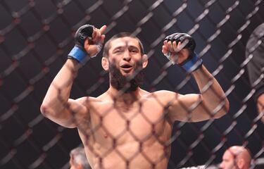 Makhachev sigue sin liderar el ranking libra por libra