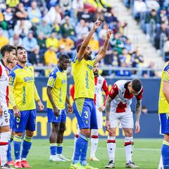 Un Cádiz-Levante con ritmo y ocasiones, pero sin goles