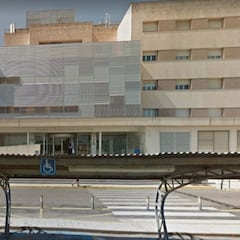 Muere la mujer de la pareja de enfermos de COVID que se casaron en la UCI de Tortosa
