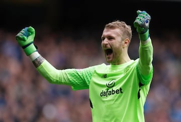 Soccer Football - Scottish Premiership - Rangers vs Celtic - Ibrox, Glasgow, Britain - March 11, 2018   Celtic’s Scott Bain celebrates after Tom Rogic scored their first goal     REUTERS/Russell Cheyne