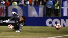 Arquero de 37 años sería el reemplazante de Justo Villar