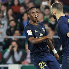 Vinicius: "Benzema piensa diez segundos antes que el resto"