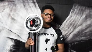 EVO 2017: Punk, el novato invencible... Que topó con la leyenda